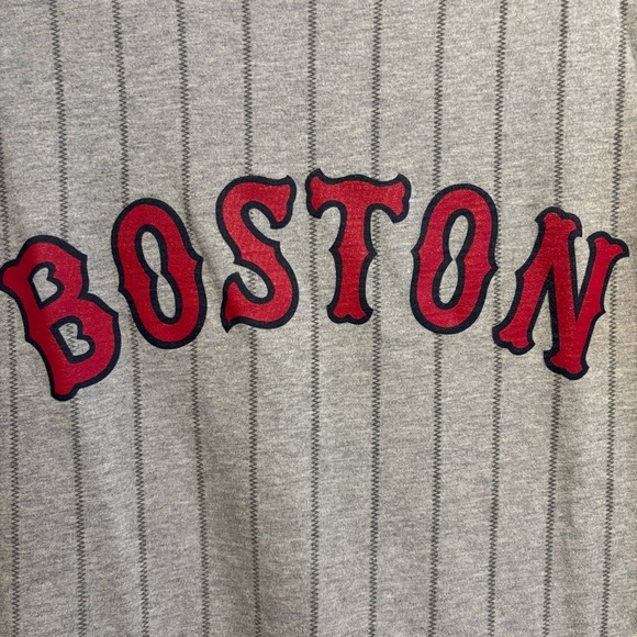 Boston Red Sox MLB Mitchell & Ness Vintage Pinstripes Gray T  Shirt Large - Picture 3 of 11